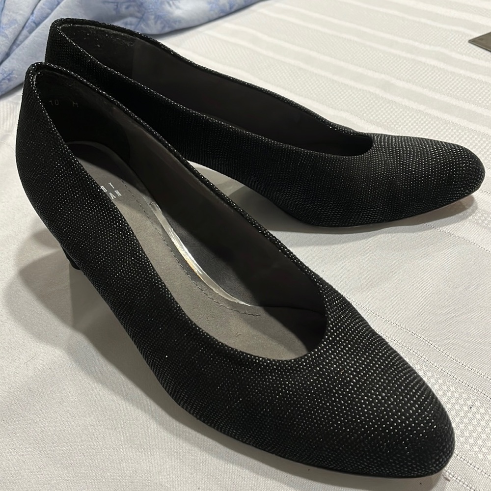 Stuart Weitzman Black heels